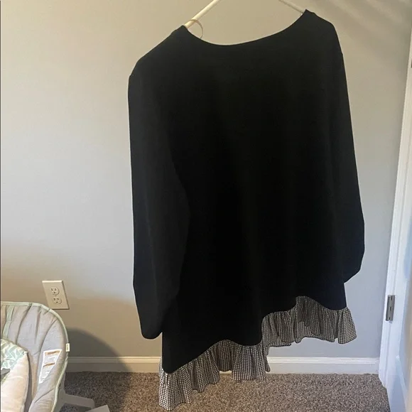 AGB Black Top with Checkered Detail - Picture 3 of 4